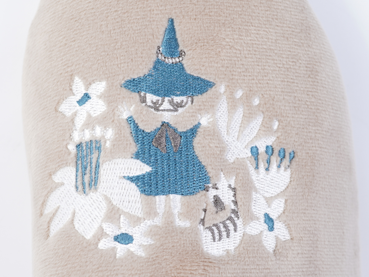 ムーミンのスリッパ刺繍2