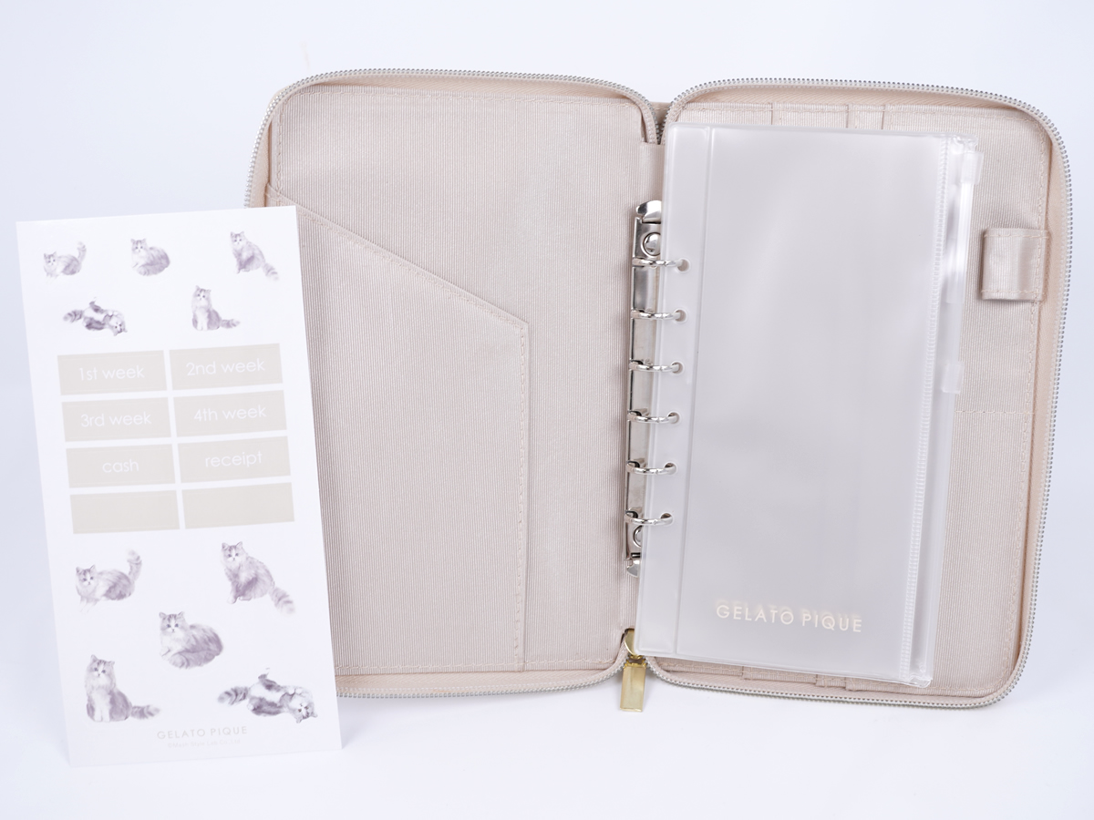 キュートな猫のシールイメージ