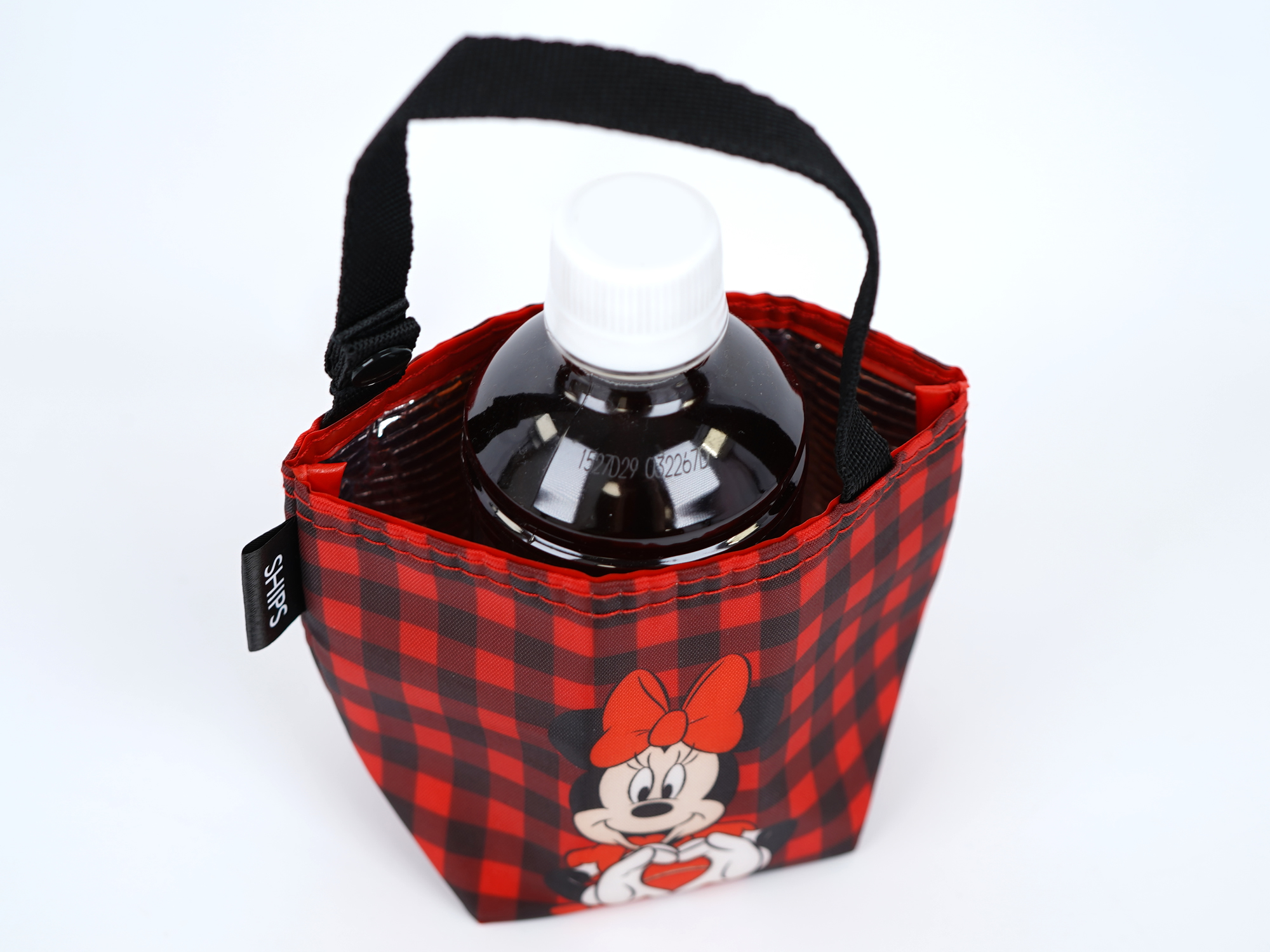 ドリンクホルダー ペットボトルいれると2