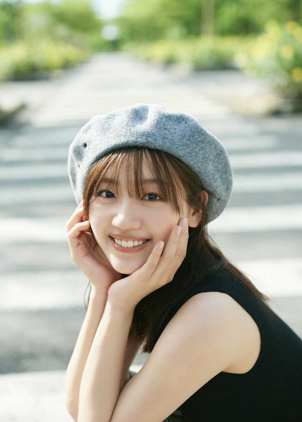 日向坂46 佐々木美玲1st写真集_イメージ画像①