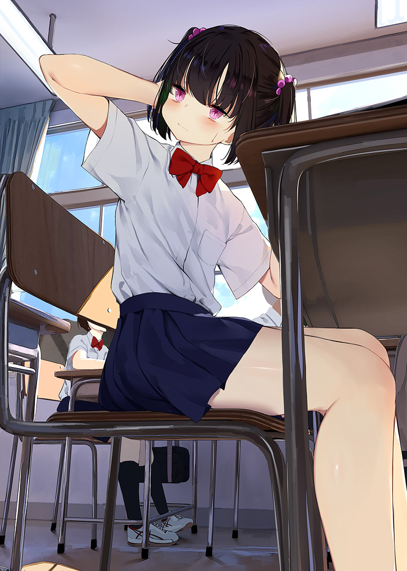 蚊の羽音で集中できない生足ちゃん

