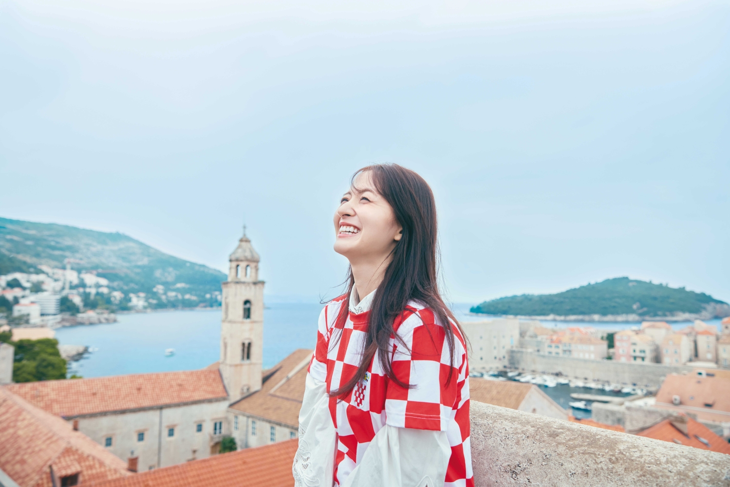 乃木坂46 金川紗耶 1st写真集