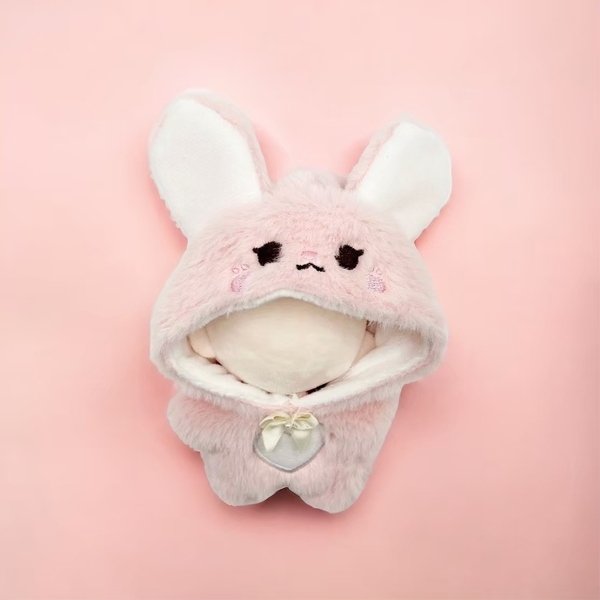 うさぎ（きぐるみ）前