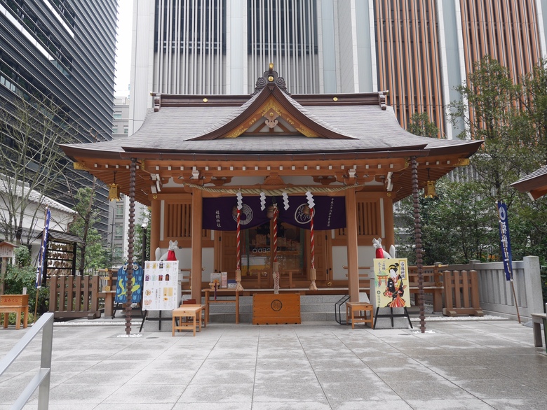 大人気の推し活神社「福徳神社」とは？歴史やお守り、チケット運UPの方法まで解説！