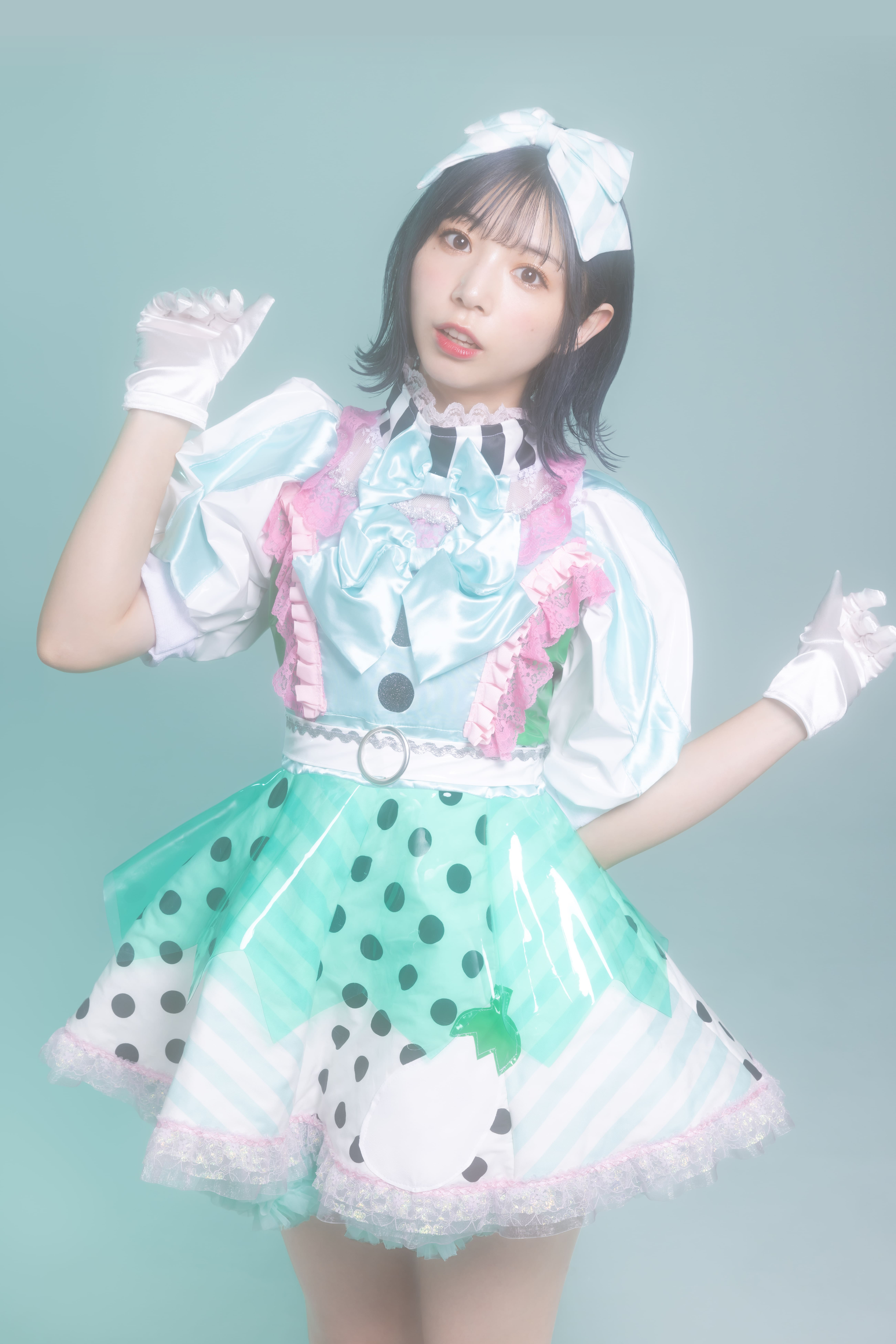 TXT 直筆サイン 全員 エコバッグ 週間アイドル TXT 直筆サイン 全員 エコバッグ 週間アイドルの通販 by J｜ラクマ