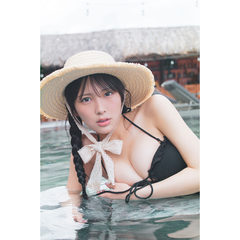 逢田珠里依 1st 写真集 (仮)【セブンネット限定特典：生写真 1枚付き】