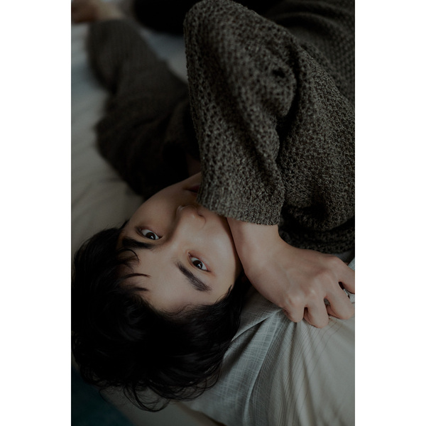 本田響矢写真集『ECHOES』【セブンネット限定特典：B3サイズ