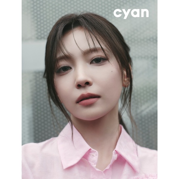 cyan issue 44 spring 2026 MAYUKA / NiziU 通販｜セブンネット