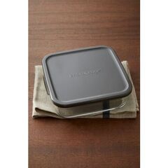 復刻版 山本ゆりのおいしいレシピBOOK 限定カラーのiwaki耐熱調理容器つき