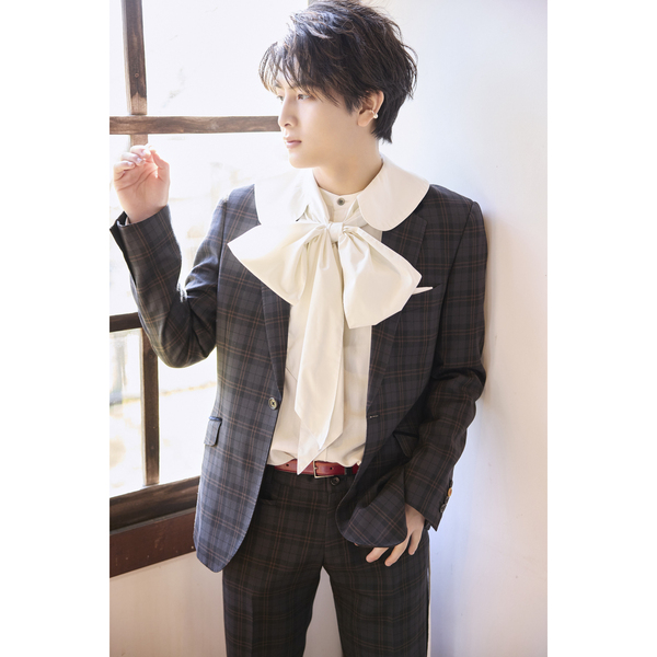 柏木悠1st 写真集 19 → 20【セブンネット限定特典：複製サイン