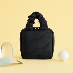 BRILMY 中身が見えて時短がかなう ズボラに優しいコスメポーチ M-size BLACK ver. SPECIAL PACKAGE（セブン‐イレブン／セブンネット限定パッケージ）