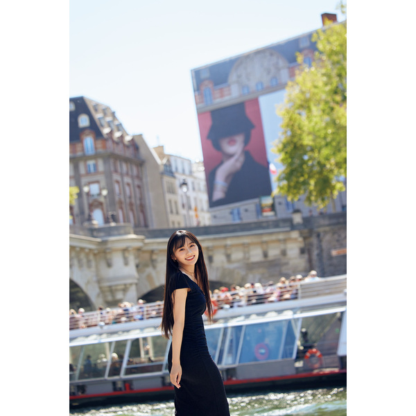 乃木坂46 川崎桜 1st写真集『エチュード』【セブンネット限定カバーVer