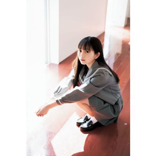 Amazon.co.jp: サイン入り特典 蓬莱舞1st写真集 あいまい : Toys