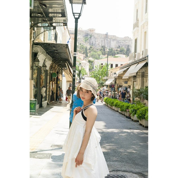 藤崎ゆみあファースト写真集「FUJISAKI YUMIA」【セブンネット限定