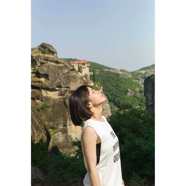 藤崎ゆみあファースト写真集「FUJISAKI YUMIA」 通販｜セブンネット