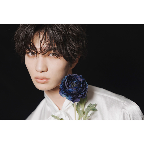 知念英和カレンダー（仮）【セブンネット限定特典：生写真 1枚付き