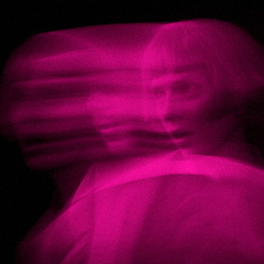 TOMORA／カム・クローサー（日本限定盤／CD＋α）