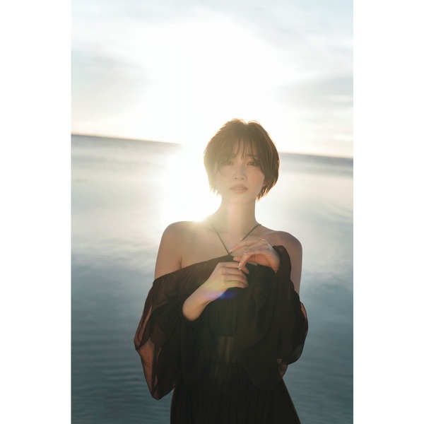 岡崎紗絵 サイン入り写真集 Lupinus Lupinus 岡崎紗絵