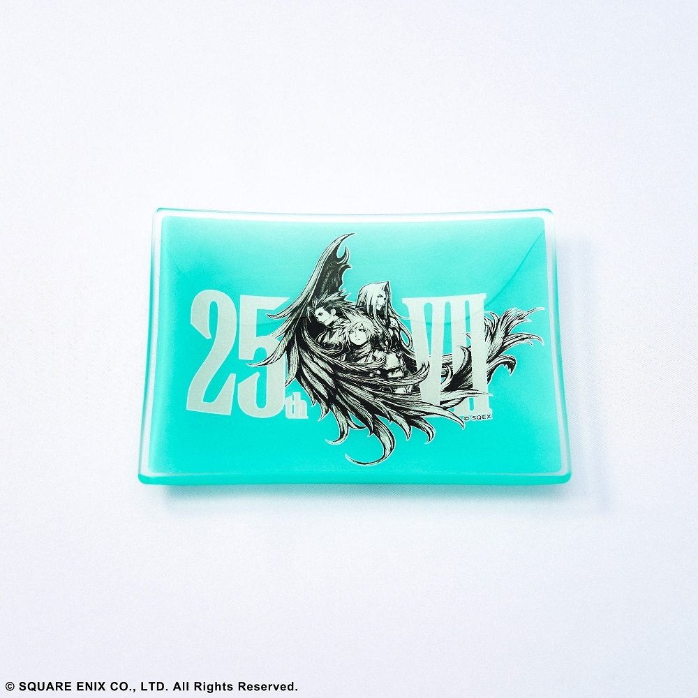 【希少新品】FFVII 25周年記念 ガラスプレート ファイナルファンタジーVII 25th ANNIVERSARY ガラスプレート(2022年9