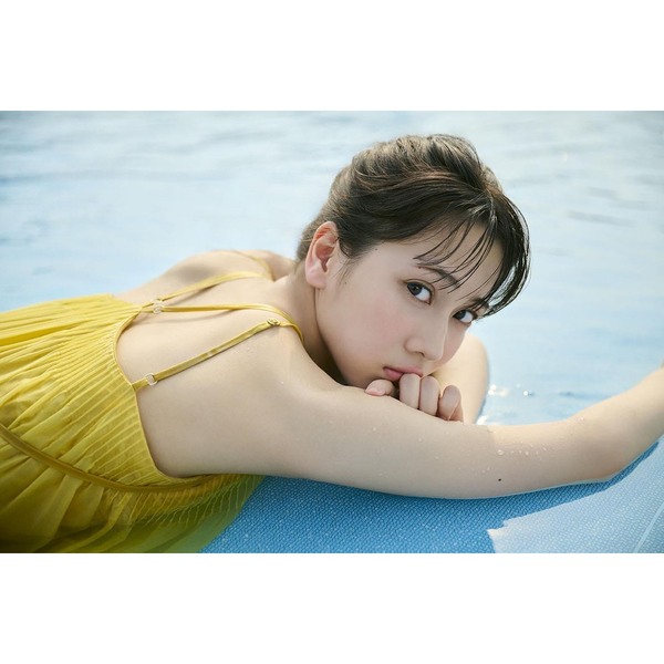 野中ここな 1st写真集（仮）【セブンネット限定特典：A2サイズ