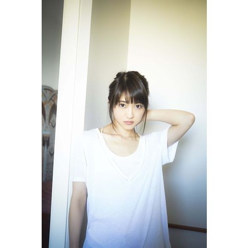 乃木坂46 若月佑美1st写真集 『パレット』 通販｜セブン