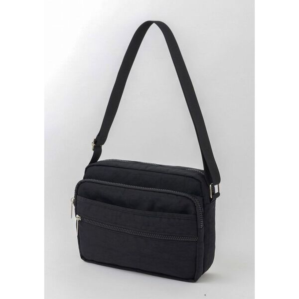 FUNZIONALE 収納しやすさを考えた9ポケットショルダーバッグBOOK