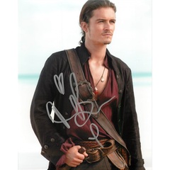 【東京コミコン開催記念】オーランド・ブルーム氏 直筆サイン入りポートレイト　A（額縁セット）