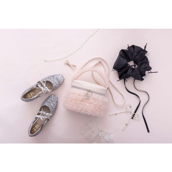 Treat Uerself Tulle Vanity Bag Book Pink (宝島社ブランド