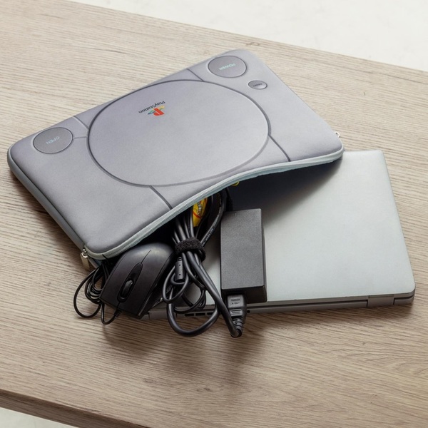 初代PlayStationのマルチクッションケースBOOK（セブン‐イレブン