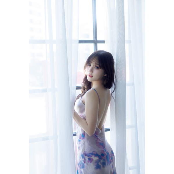 稲場愛香 写真集 『 香愛 』【セブンネット限定特典：生写真 1枚付き