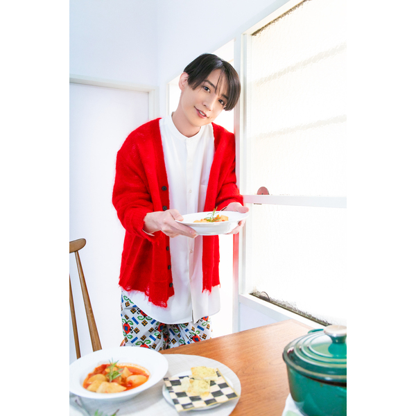 陳内将2026.04-2027.03カレンダーブック【セブンネット限定：直筆