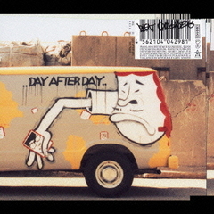 DAY　AFTER　DAY／SOLITAIRE
