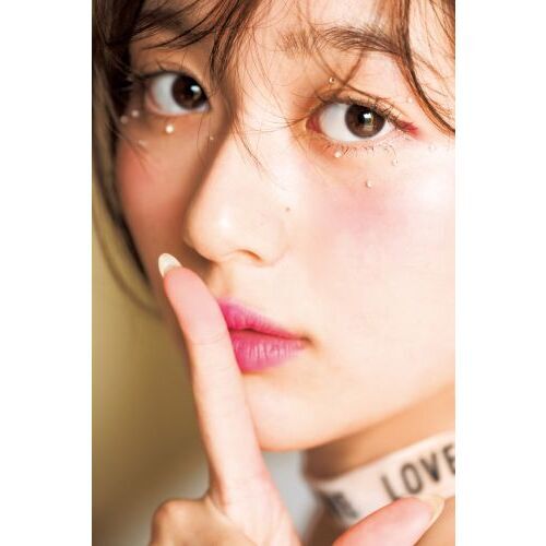 加藤栞1st写真集『shi～。』 通販｜セブンネットショッピング