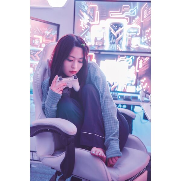 乃木坂46 岩本蓮加 1st写真集「いたずらな風」【セブンネット