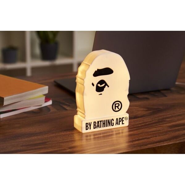 A BATHING APE(R) 2023 SPRING/SUMMER COLLECTION (宝島社ブランドブック)