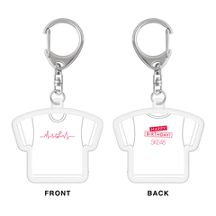 【SKE48】熊崎晴香　生誕記念Tシャツ型アクリルキーホルダー（2025年8月度）