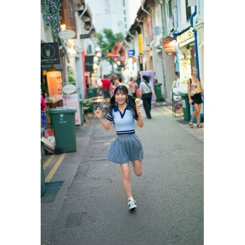 AKB48 佐藤綺星 1st写真集 「天使の反射角度」 通販｜セブンネット