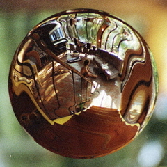 V　I　N　C　E　N　T