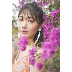 長谷川かすみファースト写真集（仮）【セブンネット限定特典：生写真 1枚付き】