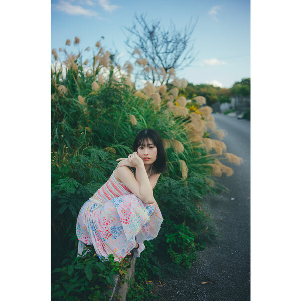 井本彩花2nd写真集（仮）【セブンネット限定：直筆サイン本】 通販