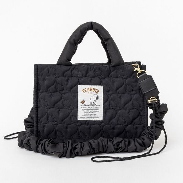 SNOOPY 2WAY QUILTING BAG スヌーピーがいっぱい！ 軽量キルティング