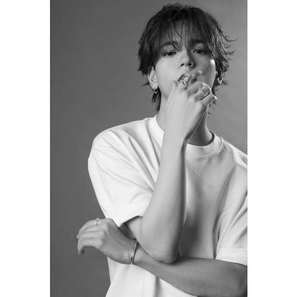 中島颯太 2nd写真集『THE SELF』 特別プレミアム版 通販｜セブンネット