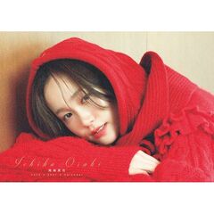 卓上 尾碕真花 2026.4-2027.3　2026年カレンダー