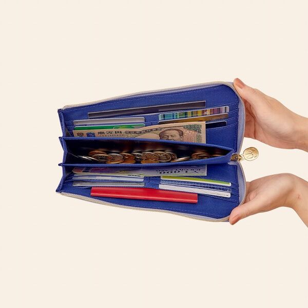 moz 整理上手な牛革長財布BOOK sky blue (宝島社ブランドムック) 通販